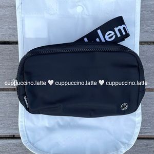 🖤NWT🤍Lululemon Athletica Everywhere Belt Bag in Black/White - Extended Strap